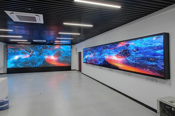 北京航空航天大學(xué) - 展廳顯示大屏